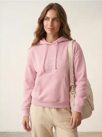 Hoodie dukserica sa džepom i vezenim natpisom