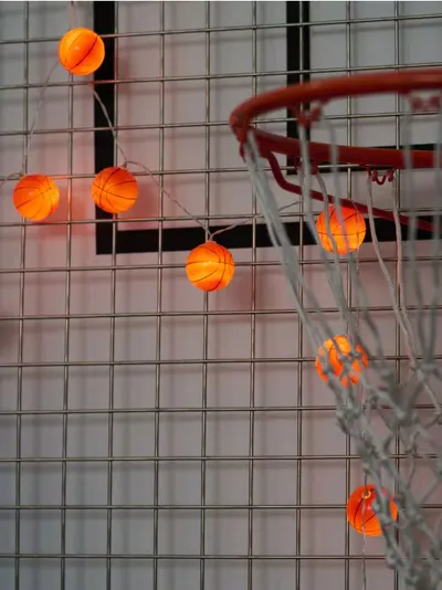 Dekorativne LED lampice u obliku košarkaških lopti