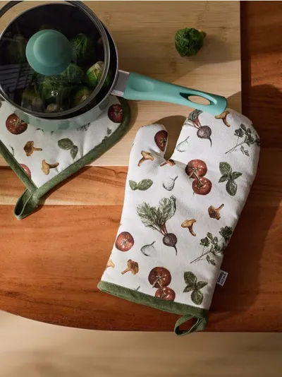 Rukavica i držač za lonce s motivom povrća 2 pack