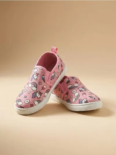 Slip-on patike s motivom jednoroga