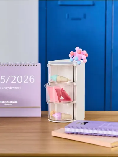 Stolni organizator