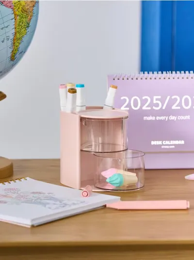 Stolni organizator