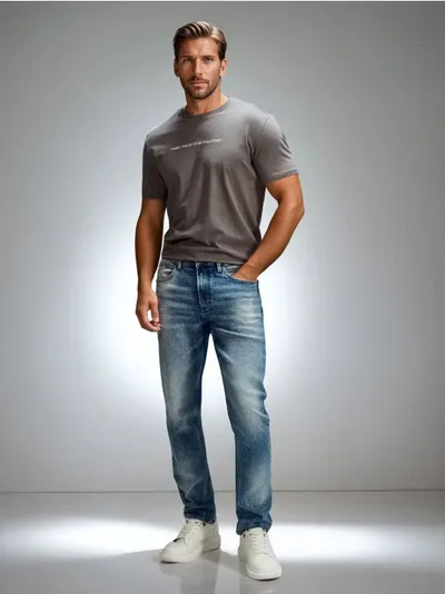 Slim fit farmerke s efektom pranja