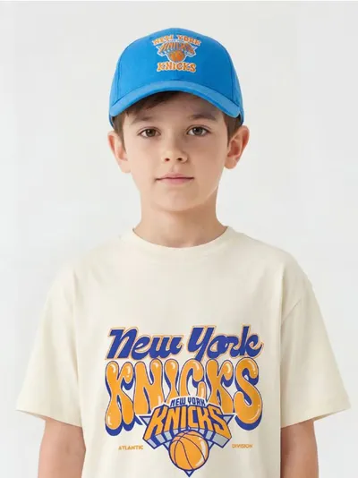 Kapa sa šiltom i izvezenim detaljima New York Knicks NBA