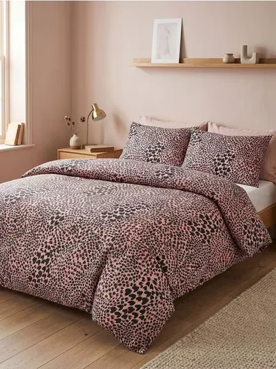 Set posteljine s leopard uzorkom