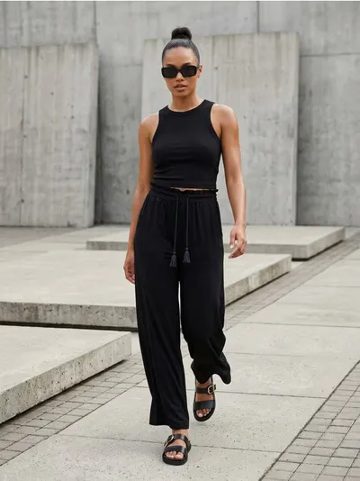 Rebrasti crop top