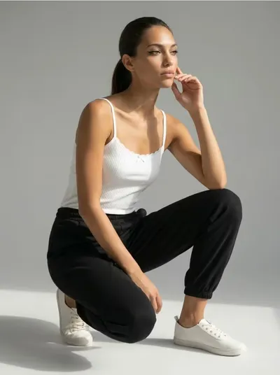 Jogger pantalone sa dodatkom viskoze, soft touch