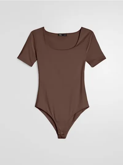 Prilagođeni basic body sa kratkim rukavima