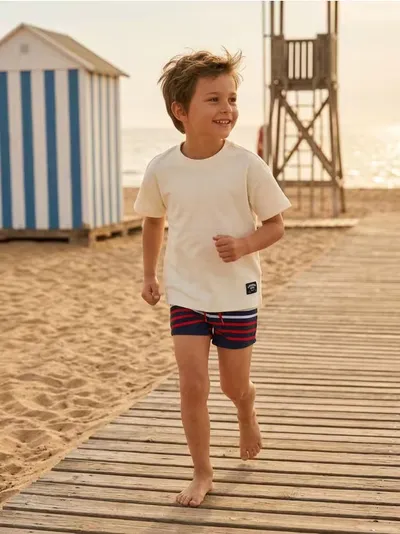 Prugaste kupaće gaće