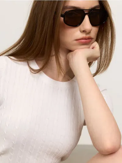 Bluza s viskozom i pletenim uzorkom