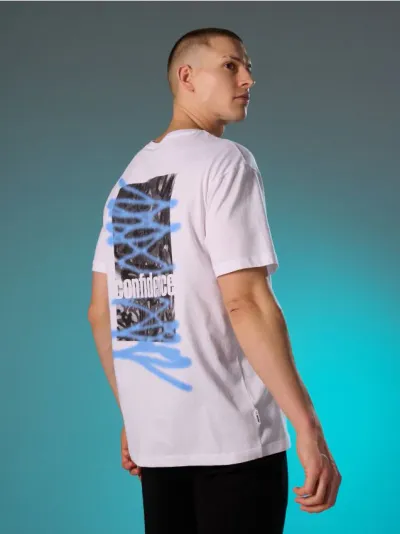 Pamučna majica s printom na leđima