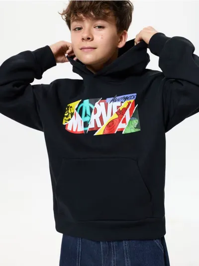 Hoodie s printom Marvel