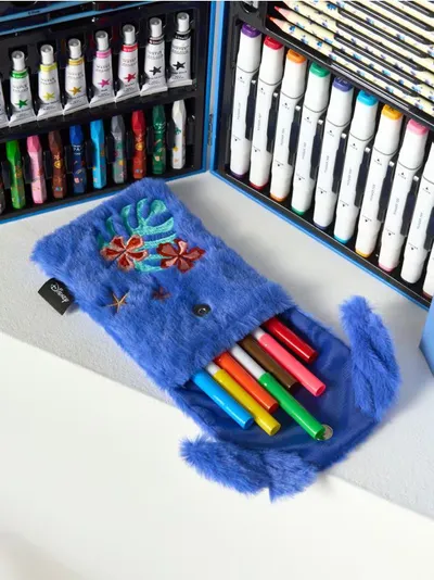 Plišana pernica s markerima 8 pack Stitch