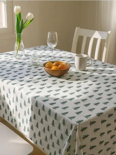 Stolnjak s božićnim motivom