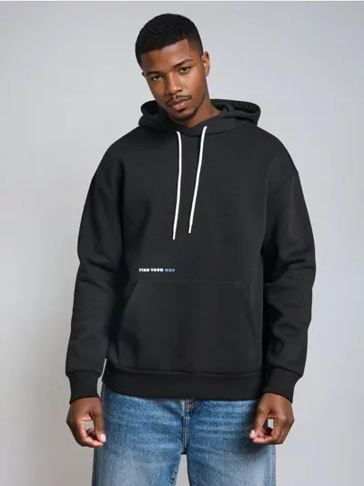 Hoodie s natpisom