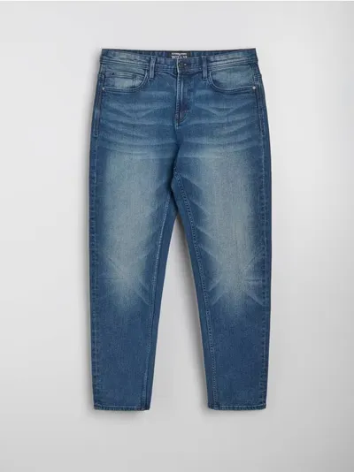 Regular Fit Farmerke s Efektom Ispranosti