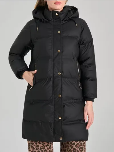 Kviltana puffer jakna sa kapuljačom