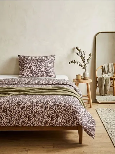 Set posteljine s leopard uzorkom
