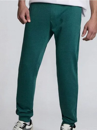 Jogger pantalone slim fit kroja
