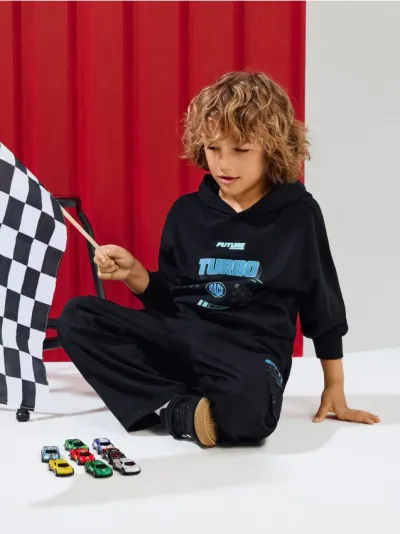 Hoodie s motivom utrka