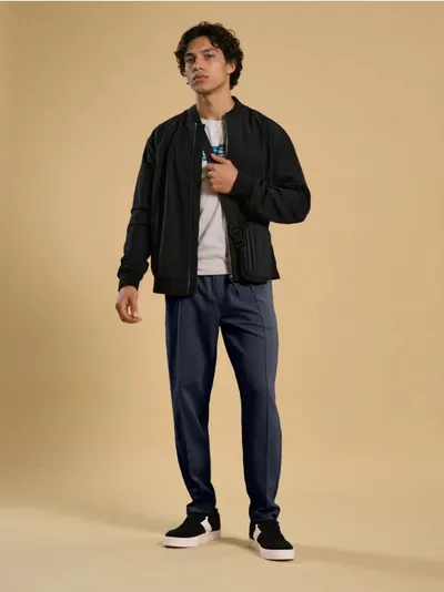 Tapered fit pantalone