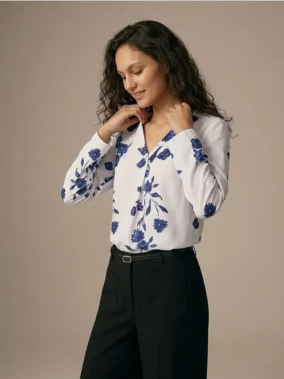 Viskozna bluza sa cvjetnim motivom