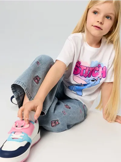 Platnene patike s LED osvjetljenjem Stitch