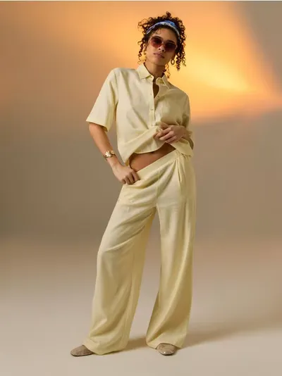 Široke pantalone s mješavinom lana
