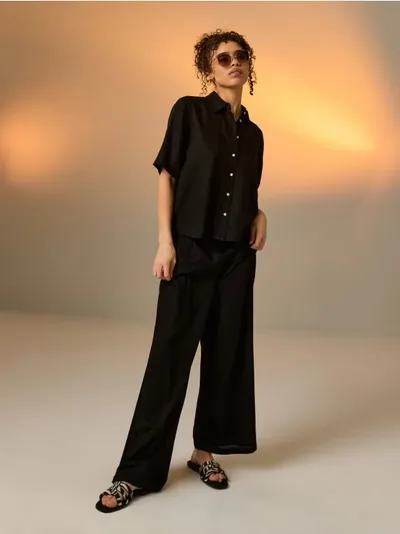 Široke pantalone s mješavinom lana