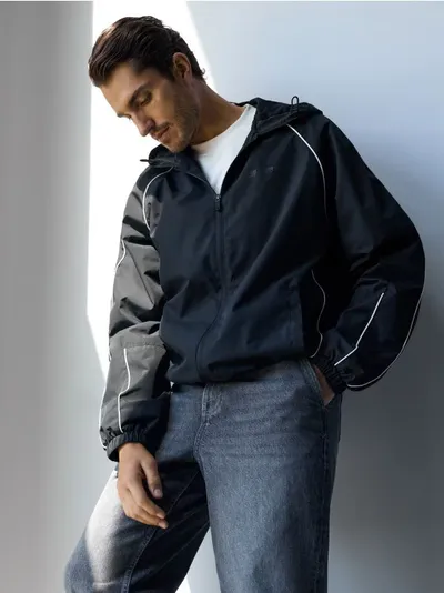Laka jakna windbreaker sa kapuljačom