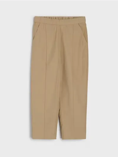Pantalone ravnog kroja