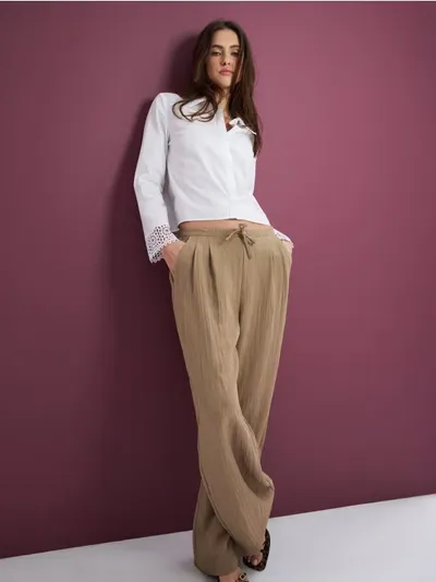 Wide leg pantalone sa mješavinom viskoze