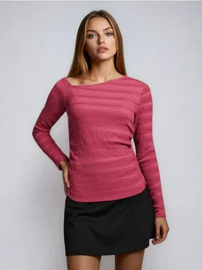 Bluza sa asimetričnim izrezom