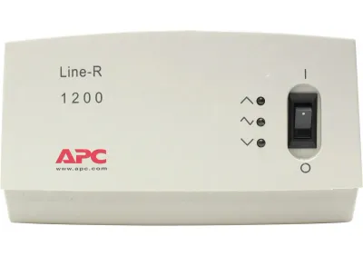 Stabilizator napona UPS APC LE1200I