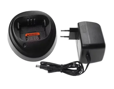 Punjač za radio stanice MOTOROLA 230V 7.6V 0.9A