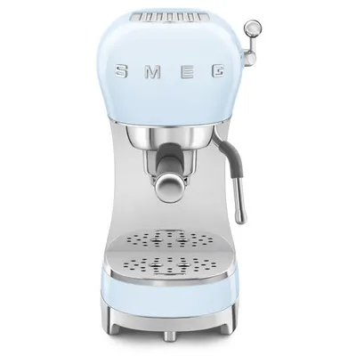 Smeg aparat za espresso kafu ECF02PBEU, pastelno plavi